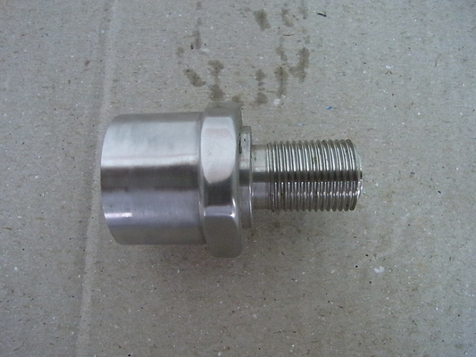 0.01mm Tolerance SS304 Hex Screw Sleeve Natural Finish